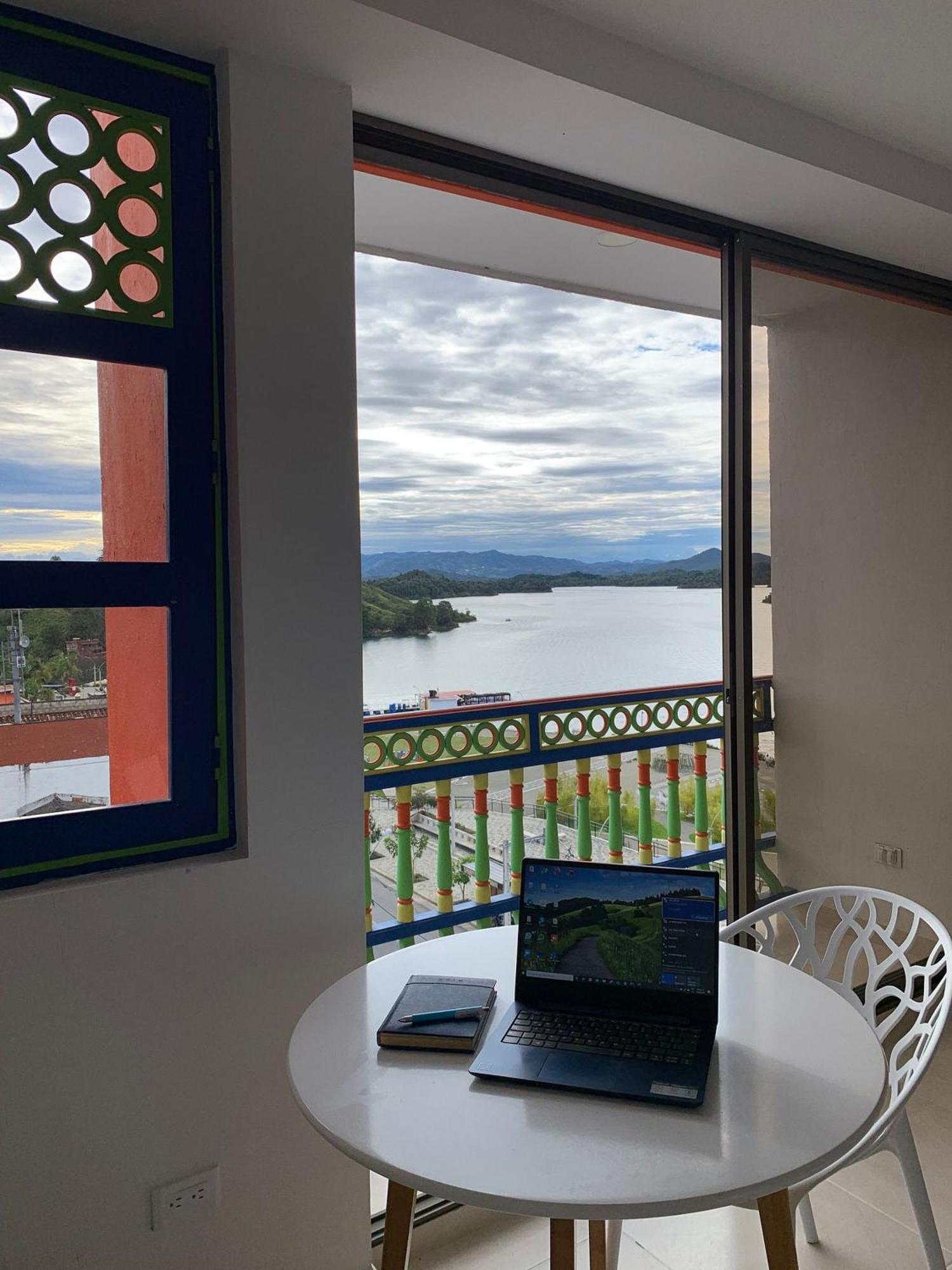 Apartamentos San Jose Vistal Al Lago, Cerca Del Parque. Guatape. Extérieur photo